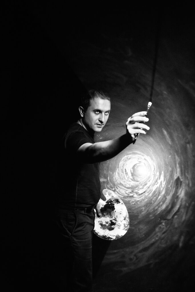 Mher Khachatryan (The Smoke Artist)